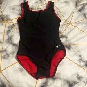 Destira Red Black Leo Jr NWOT - like size 10/12